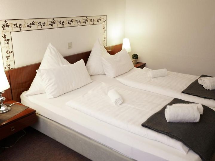 Hotel Zur Burg Sternberg Extertal