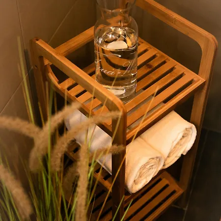 Zur Burg Sternberg 3*