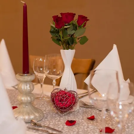 Hotel Zur Burg Sternberg 3*