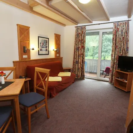 فندق Zur Burg Sternberg