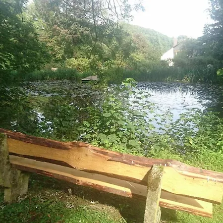 Zur Burg Sternberg 3*