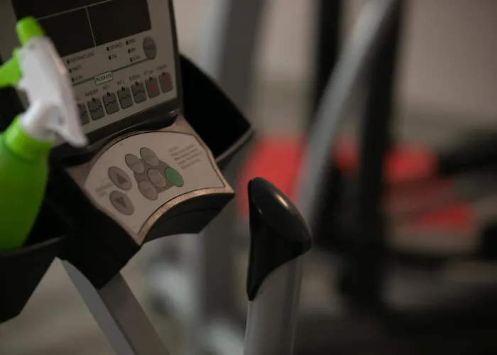 Zur Burg Sternberg 埃克斯特塔尔