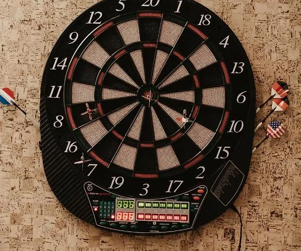 Zur Burg Sternberg Extertal