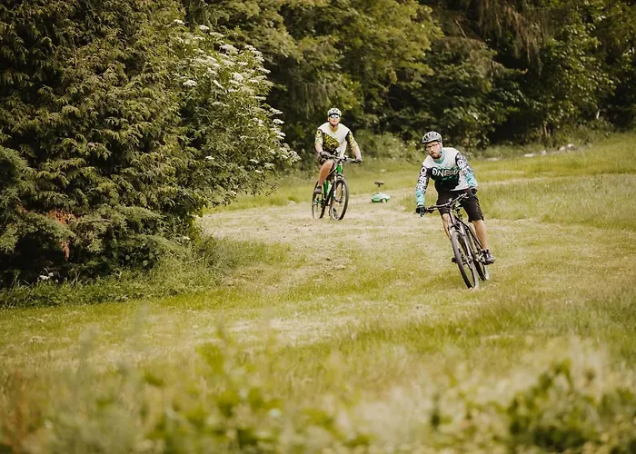 Zur Burg Sternberg 3* 埃克斯特塔尔