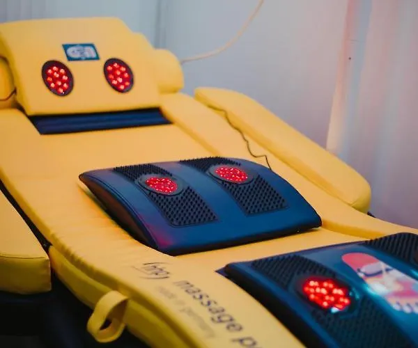 Zur Burg Sternberg 3*