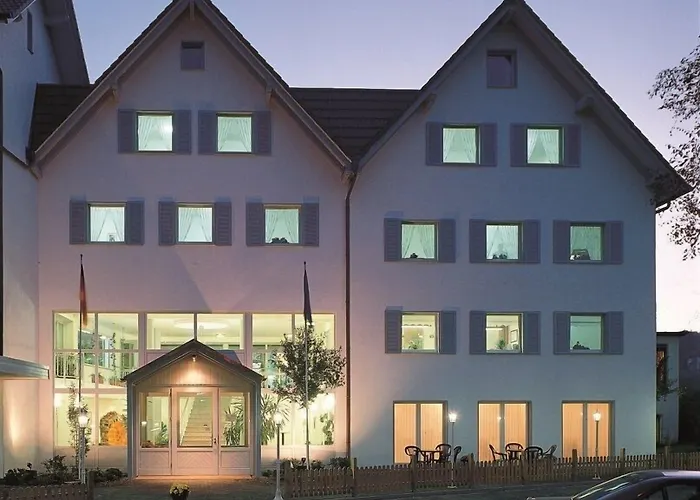 Zur Burg Sternberg Отель Extertal