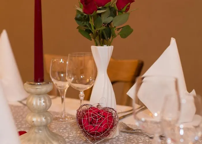 Отель Zur Burg Sternberg 3*