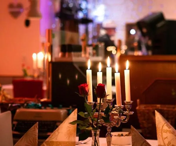 מלון Zur Burg Sternberg Extertal