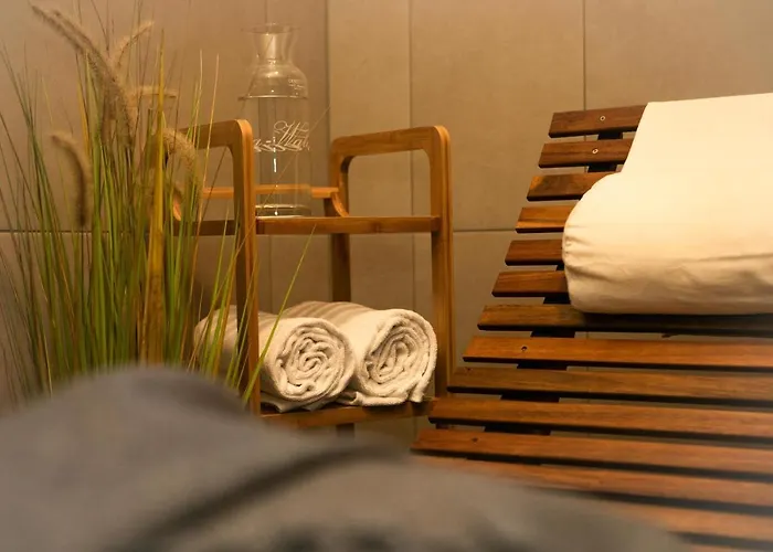 Отель Zur Burg Sternberg 3*