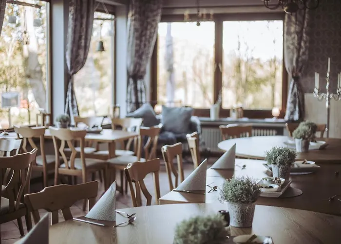 Zur Burg Sternberg 3* 埃克斯特塔尔