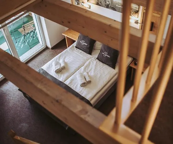 Отель Zur Burg Sternberg Extertal